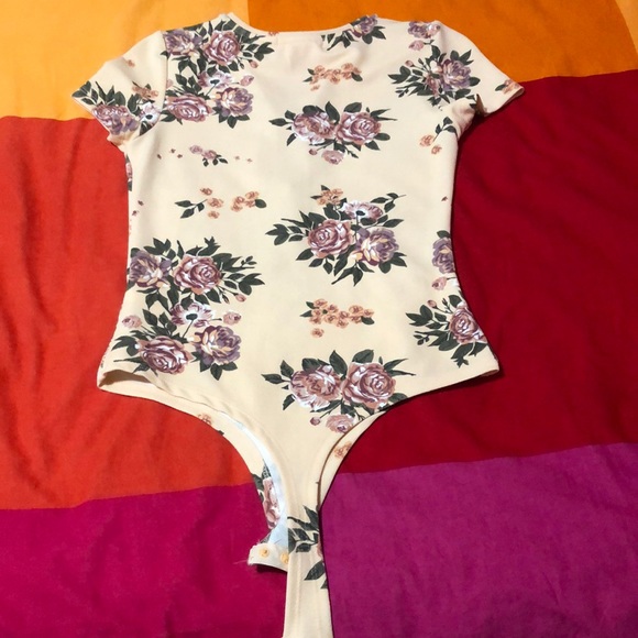 Floral Bodysuit - Picture 2 of 2